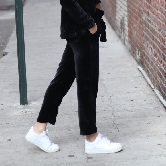 Arteaga Black Velvet High Rise Straight Leg Tie Waist Pants - Picture 1 of 10